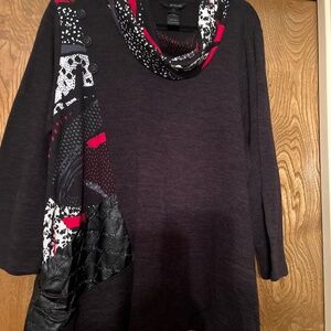 Ali Miles 1x Black Blouse- Red White